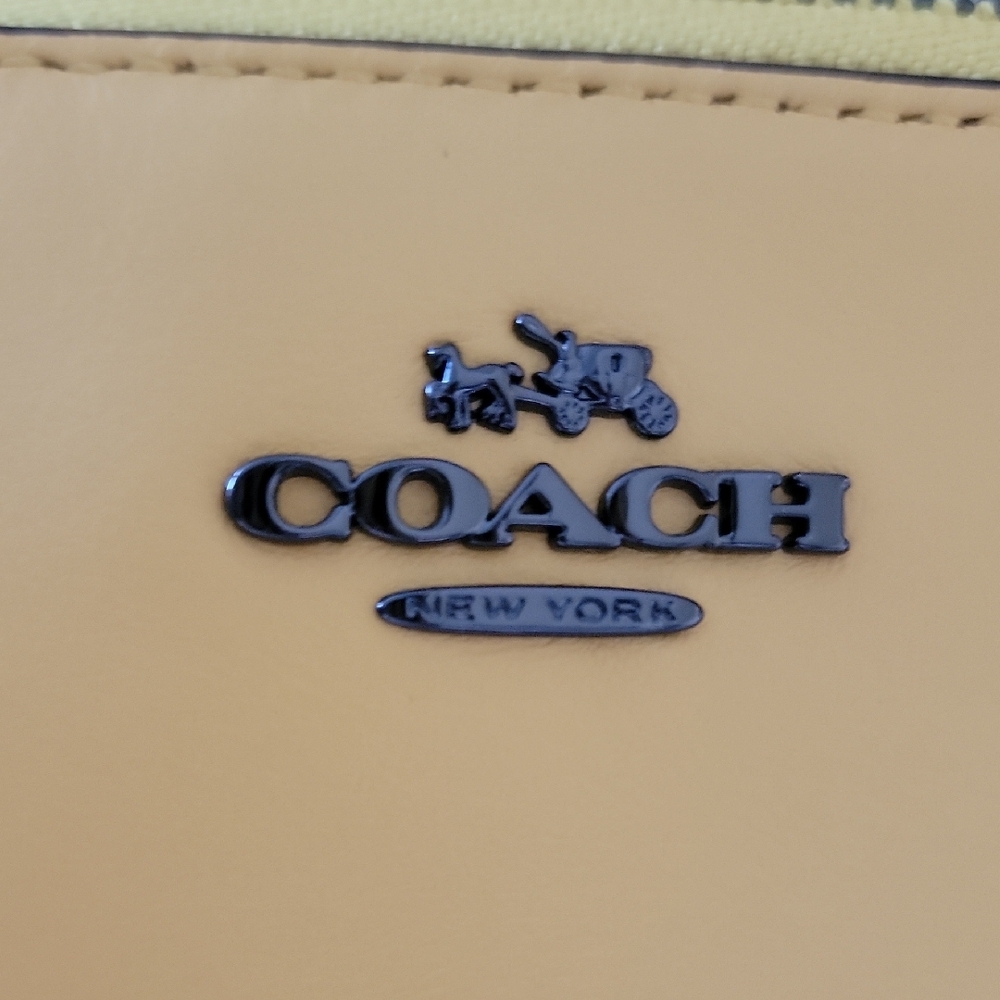Coach X Disney Limited Edition Yellow Leather Mickey Mouse Wristlet - Picture 6 of 16